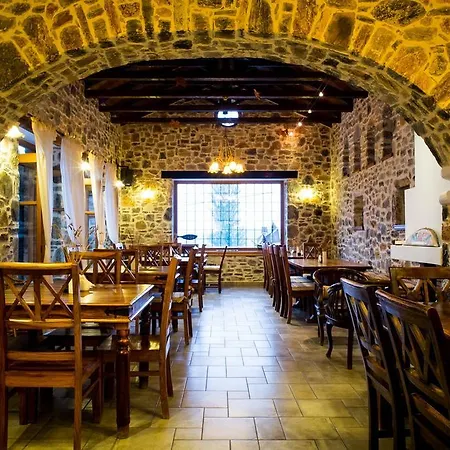 Eos - Authentic Experience Guest house Skiti