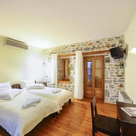 Eos - Authentic Experience Guest house Skiti