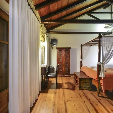 Eos - Authentic Experience Guest house