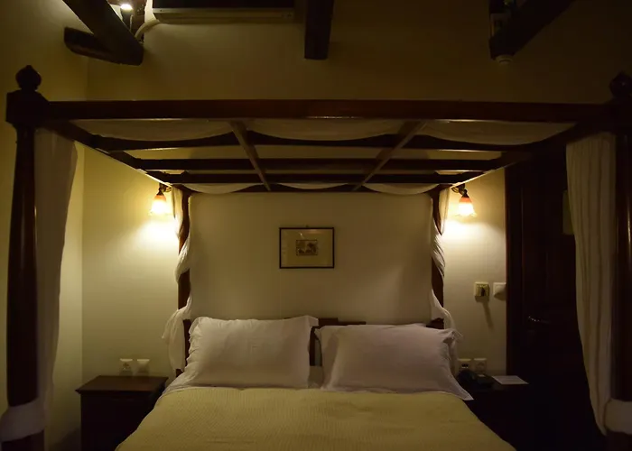 Eos - Authentic Experience بيت ضيافة