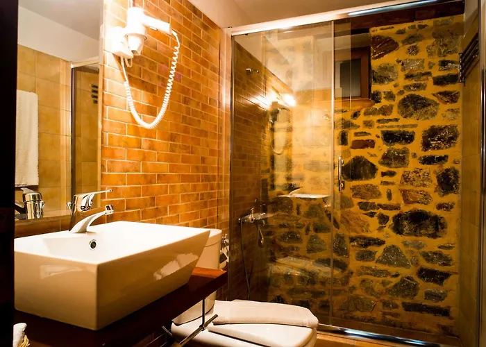 Eos - Authentic Experience 3* Skíti