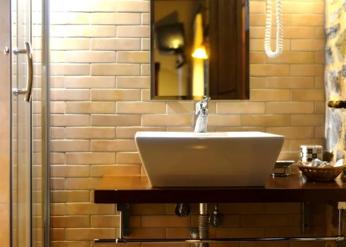 Eos - Authentic Experience